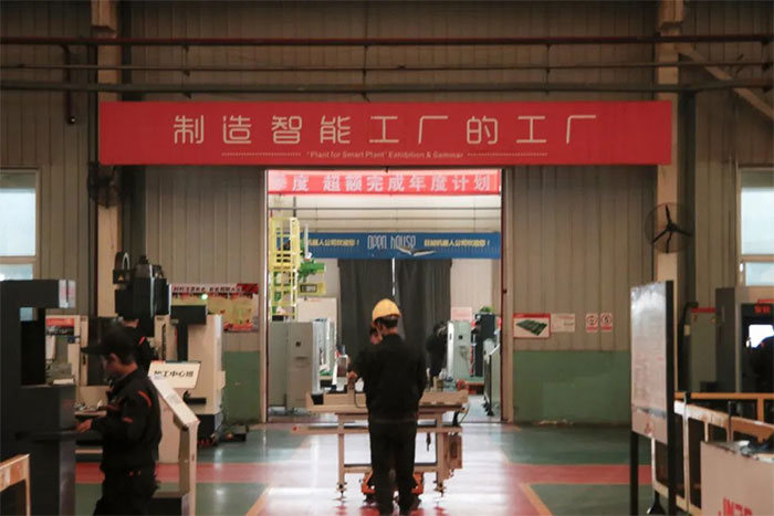 巨能機器人成功研發(fā)&ldquo;去毛刺機器人&rdquo;新產品